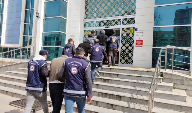 Kırşehir'de 11 düzensiz göçmen yakalandı