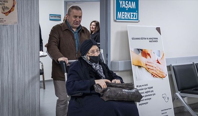 Hastanelerde hizmet veren "YAŞAM"lar ile 80 yaş ve üstü emin ellerde