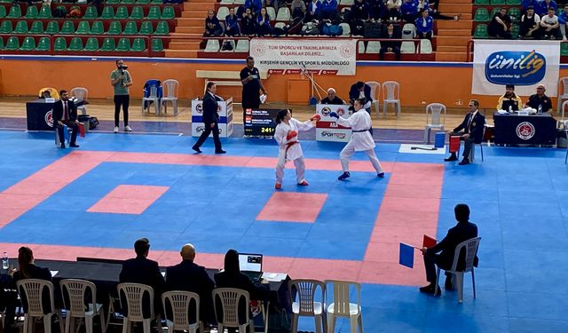ÜNİLİG Karate Türkiye Şampiyonası, Kırşehir'de gerçekleştiriliyor