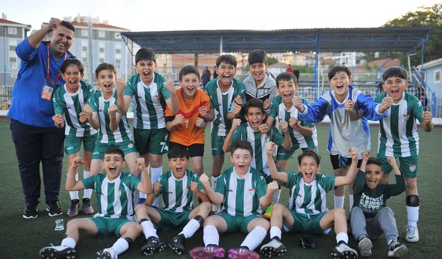 Kırşehirspor, U12’de şampiyonluğa koşuyor: 4-1