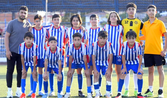 40 Şehirgücüspor’dan U13’e 4 gollü galibiyetle başlangıç: 4-1