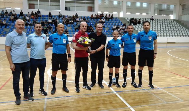 FIFA Uluslararası Futsal hakem semineri gerçekleştirildi