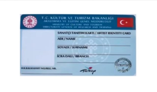 Somut olmayan kültürel miras taşıyıcısı 373 kişiye "Sanatçı Tanıtma Kartı" verildi