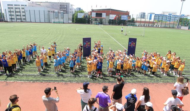 UEFA Playmakers Festivali renkli görüntülere sahne oldu