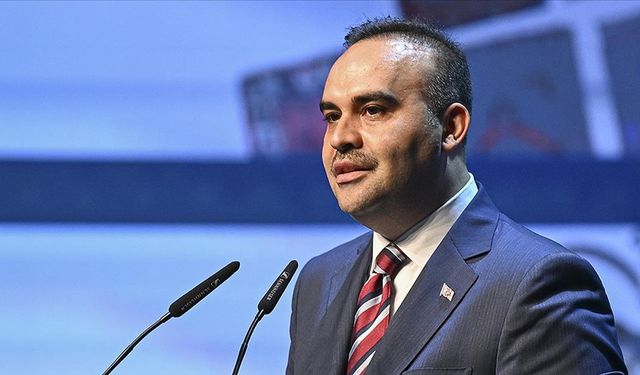 Bakan Kacır'dan, LGS'de yüzde 1'lik dilime giren öğrencilere TÜBİTAK Fen Lisesi daveti