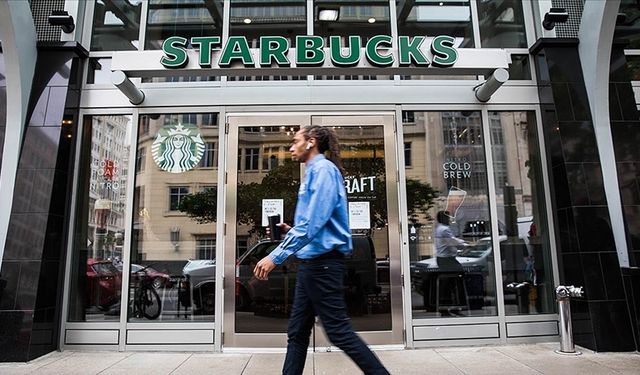 Starbucks'ın küresel satışları 3 aylık dönemde düştü