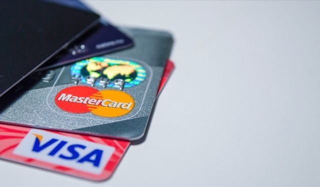 Visa ve Mastercard AB'deki komisyonlarını düşük tutmaya devam edecek