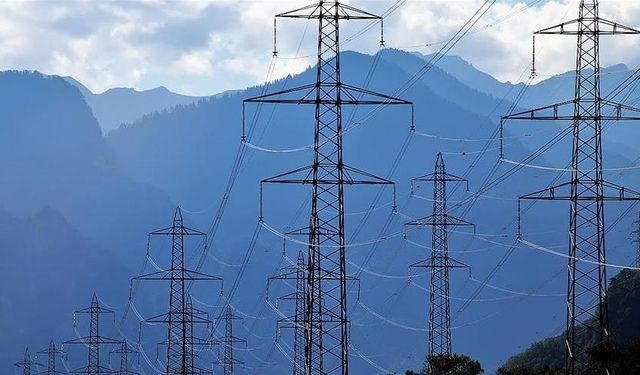 Türkiye'nin aylık elektrik üretim ve tüketimi temmuzda rekor seviyelere ulaştı