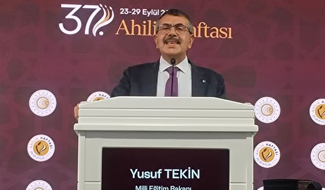 Bakan Tekin: Sınavları kaldırmıyoruz, müfredatımızı yüzde 35 oranında hafiflettik