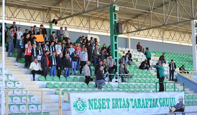 Kırşehirspor taraftarlarından anlamlı çağrı