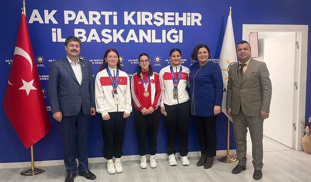 Milletvekili Erkan, Kırşehirli sporcular ile bir araya geldi