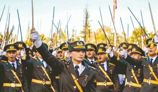 “Teğmenlerimiz silahlı kuvvetlerimize zarar verecek hiçbir şey yapmamışlardır"