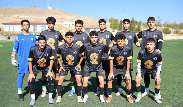 KIRŞEHİRSPOR, ÇORUMSPOR U17 MAÇI BUGÜN!