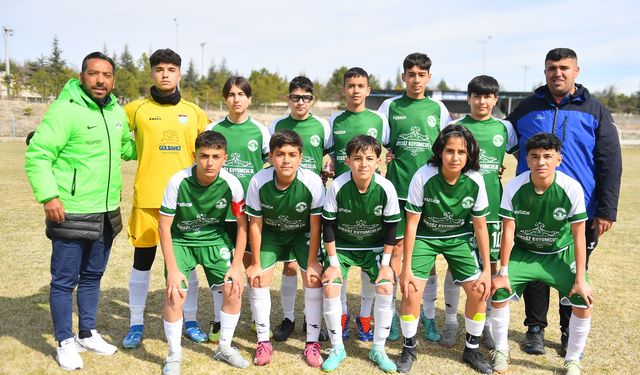 Kırşehirspor-Amasyaspor U14 karşılaşmasından gol sesi çıkmadı