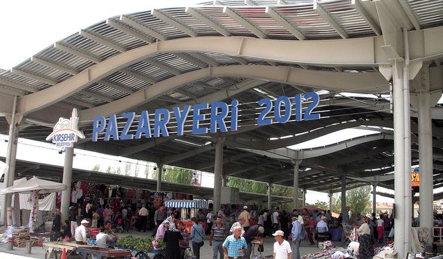 KIRŞEHİR SEMT PAZARINDA FİYATLAR CEP YAKIYOR!