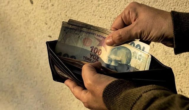 Emekli zammında ilk tablo açıklandı! Ocak 2027 için hesaplar yeniden yapılmaya başlandı