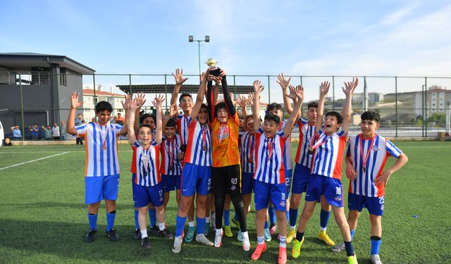 40 Şehirgücüspor, U13’te il 3’üncülüğüyle yetindi