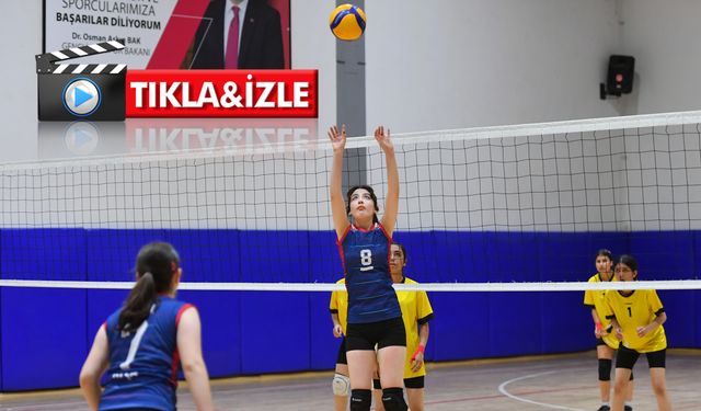 AHİ EVRAN SET VERMEDEN ŞAMPİYON OLDU