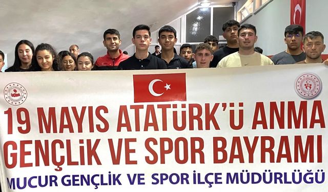 Gençler, 19 Mayıs için kıyasıya yarıştılar