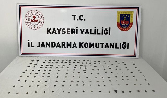 181 sikke ve tarihi obje ele geçirildi