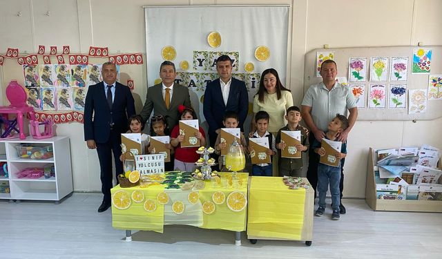 Mucur’da eğitim camiası karne töreninde buluştu