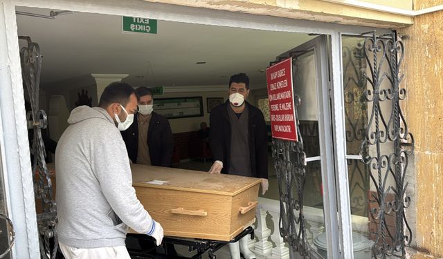 KKKA hastalığı şüphesiyle hastaneye kaldırıldı, hayatını kaybetti