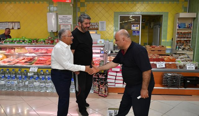 Başkan Büyükkılıç’tan Talas Esnafına Ziyaret