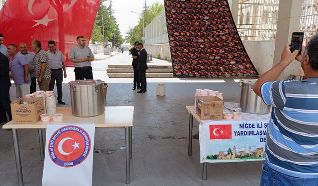 Niğde’de şehit aileleri ve gazilere aşure ikramı yapıldı