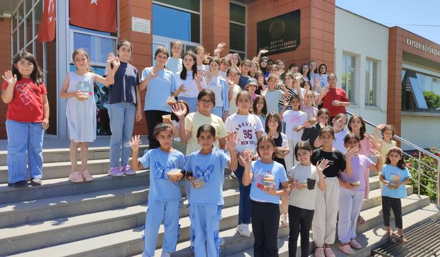 Sarıoğlan’da 5 Bin Kişilik Aşure Etkinliği Düzenlendi