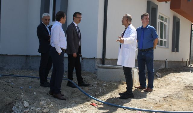 Kaman’da sağlık tesislerine yakın takip