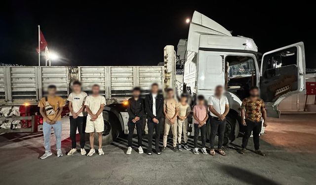 9 kaçak göçmen yakalandı