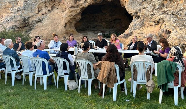 Kırşehir’de Edebiyat Buluşmaları Yeniden Başladı