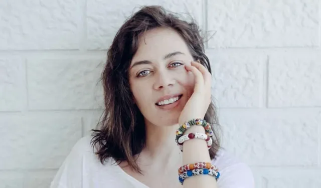 Demet Evgar kimdir? Demet Evgar nereli ve kaç yaşında?