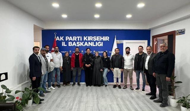 Oruç Deveci ve heyeti AK Parti’ye katıldı