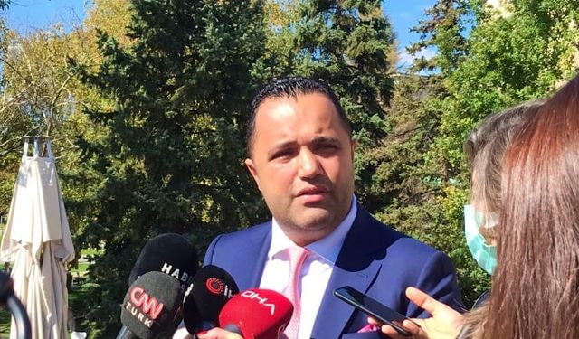 Rezan Epözdemir kimdir? Rezan Epözdemir nereli ve kaç yaşında?