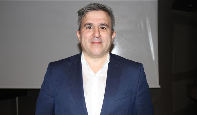 Hamburg’da Türk Cerrahın Başarı Hikayesi