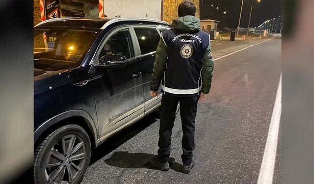 55 göçmen kaçakçısı gözaltında