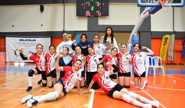 Cumhuriyet Ortaokulu C Grubu’na galibiyetle başladı