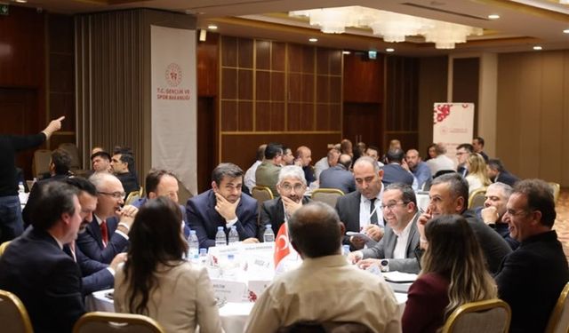 Gençlik Hizmetleri Değerlendirme programı Antalya’da tamamlandı