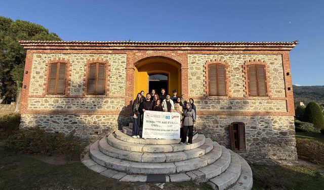 Kırşehirli Gençler Aydın’da “Umudu” sergiledi