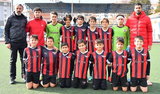 Minik Kramponlar, 2’nci yarıda coştu: 3-0