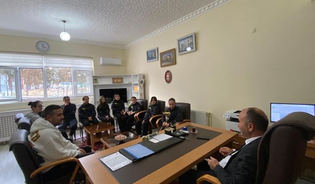 Şampiyondan, Spor İlçe Müdürü Aslan’a ziyaret