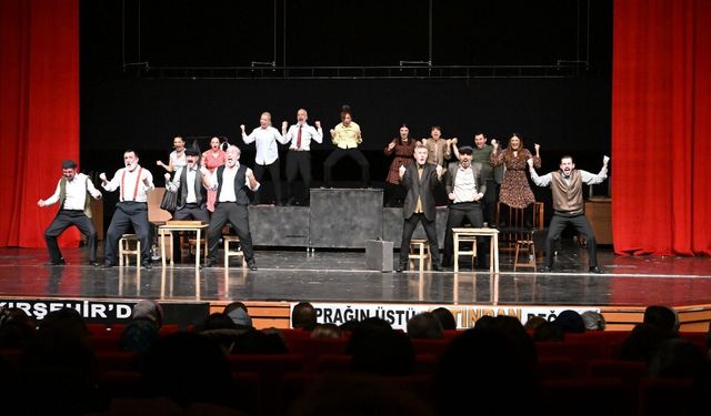 Sanatın kalbi Kırşehir’de attı: 3. Tiyatro Festivali tamamlandı