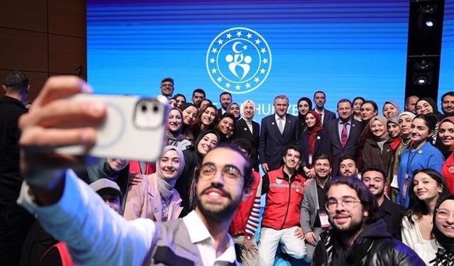 GENÇLER 14 ŞEHİRDE DÜZENLENECEK “TEMATİK KIŞ KAMPLARI”NDA BULUŞACAK