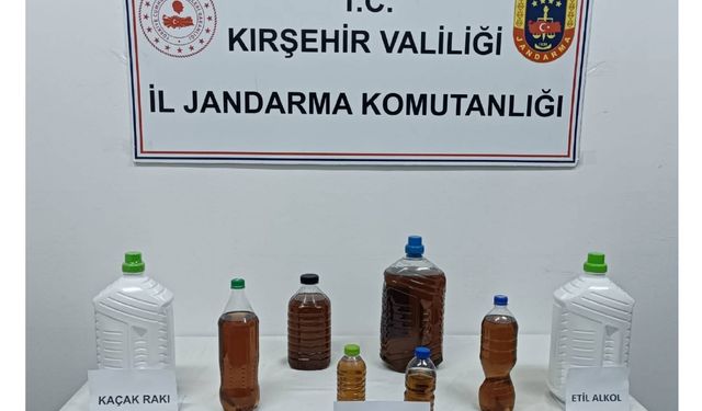 Kırşehir’de Jandarma Kaçak Alkolü Piyasaya Sürülmeden Yakaladı