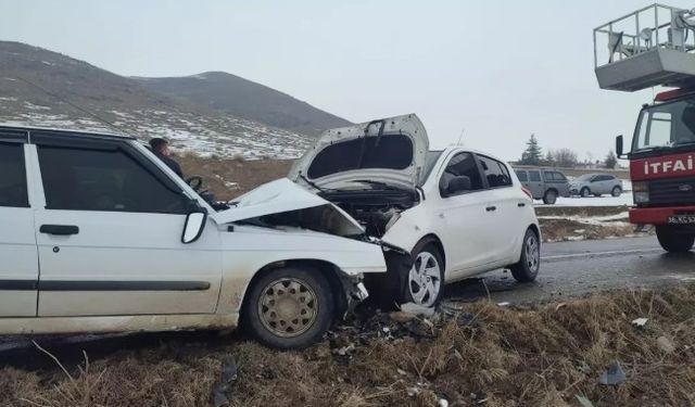 Öğretmenleri Taşıyan Araç Kazaya Karıştı