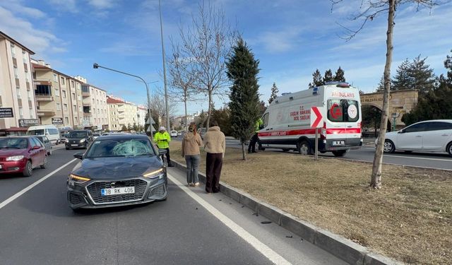 Otomobilin Çarptığı Yaya Hastanede Hayatını Kaybetti