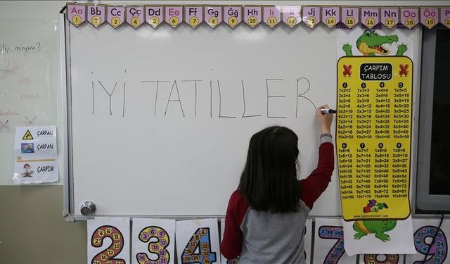 Sağ­lık Ba­kan­lı­ğı: Ta­til­de sağ­lık­lı kalın!