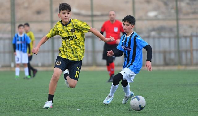 U14 Gençler Ligi’nde hafta içi mesaisi