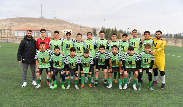 U16’larda Kırşehirspor şampiyonluğu garantiledi